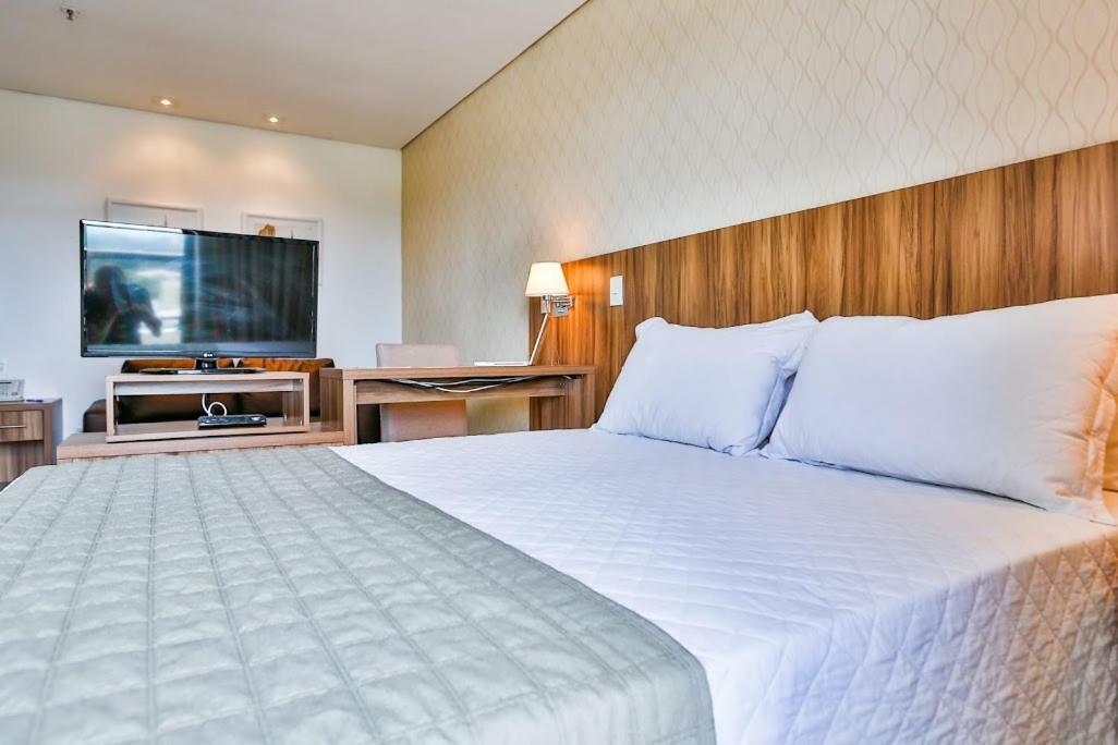 Comfort Hotel Cuiaba Exterior photo