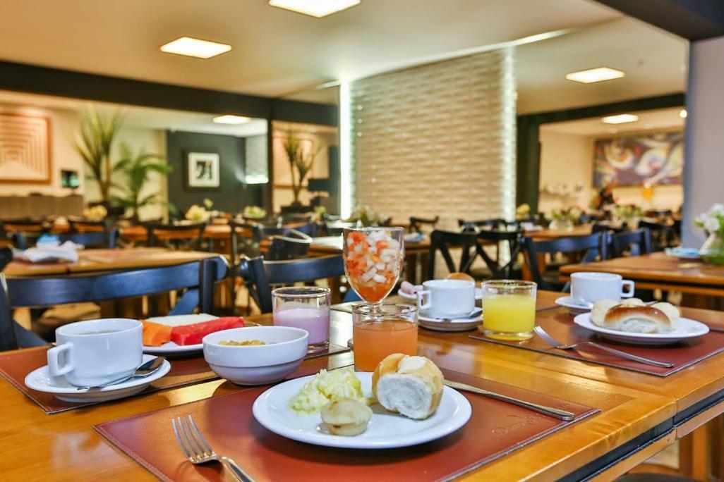 Comfort Hotel Cuiaba Exterior photo