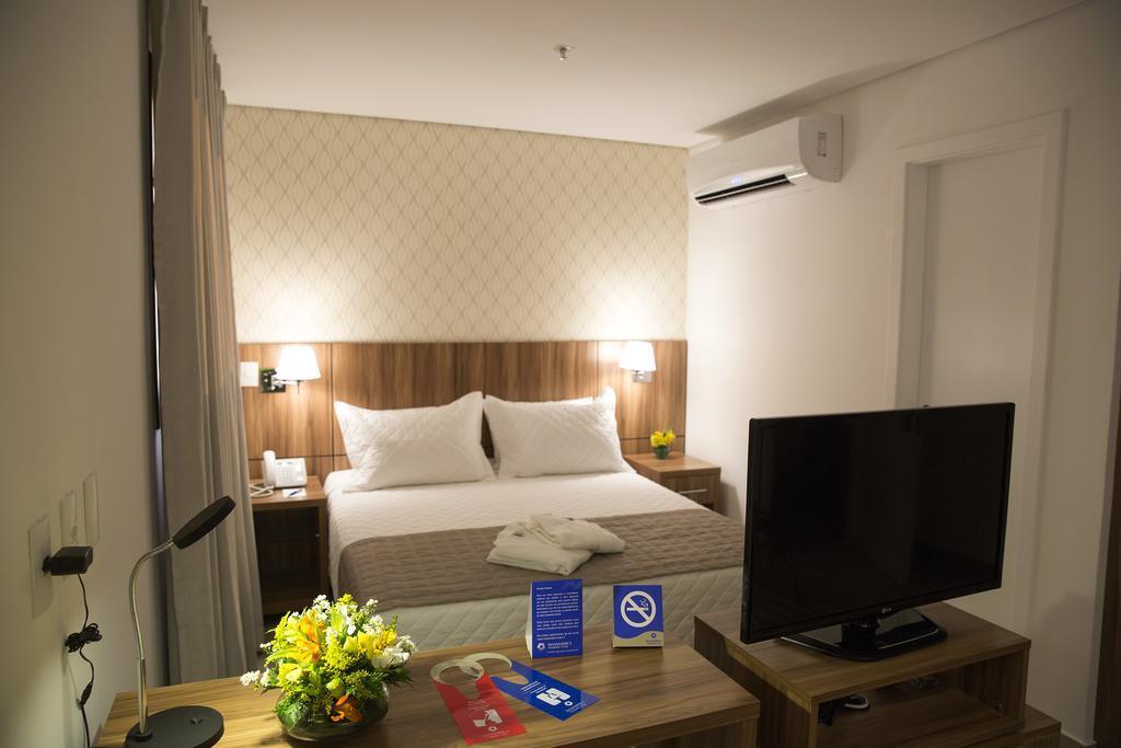 Comfort Hotel Cuiaba Exterior photo